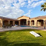Luxe-Mountain Estate-Heated Pool-Paradise Valley